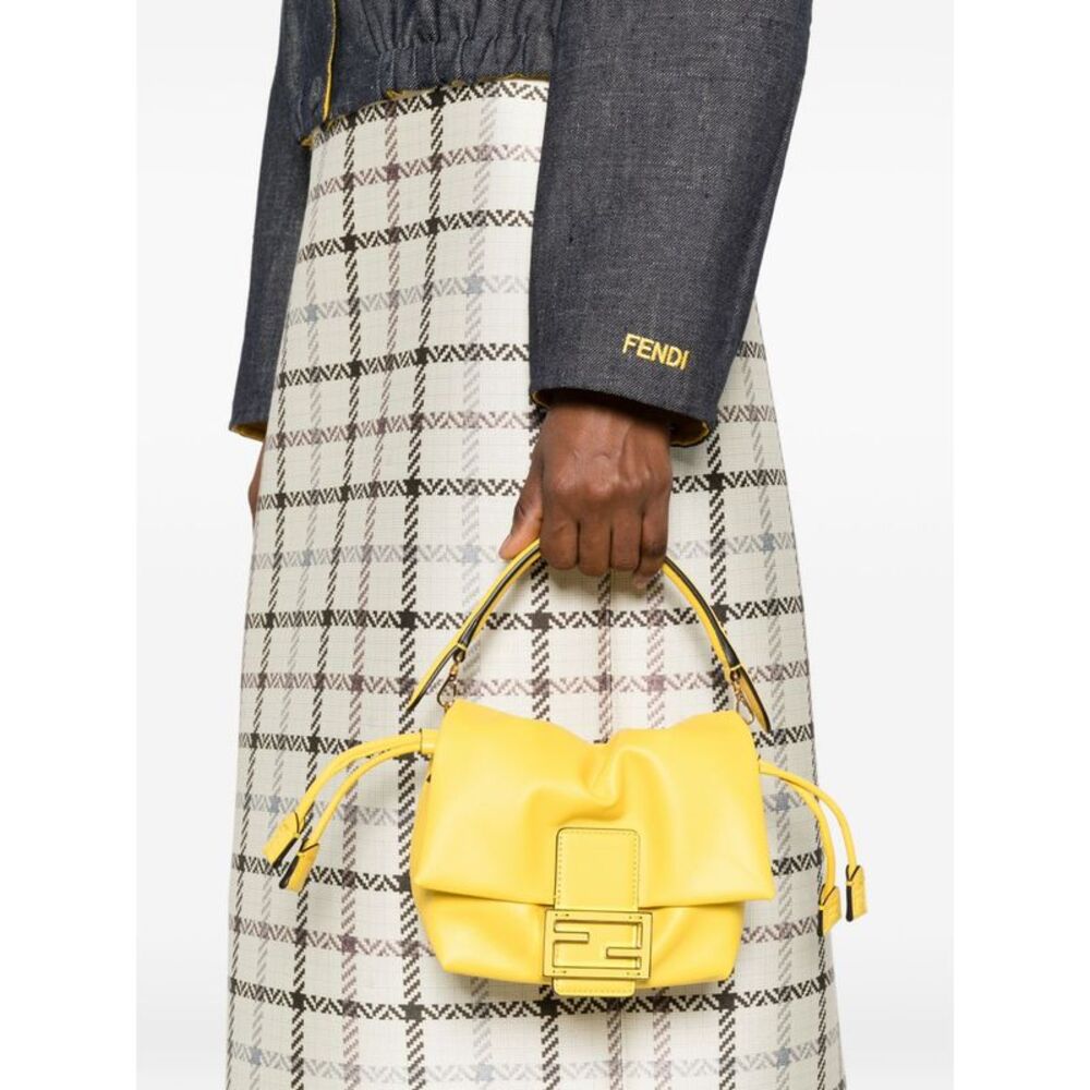 Fendi Women Mamma Baguette Small Leather Handbag - Picture 5 of 5